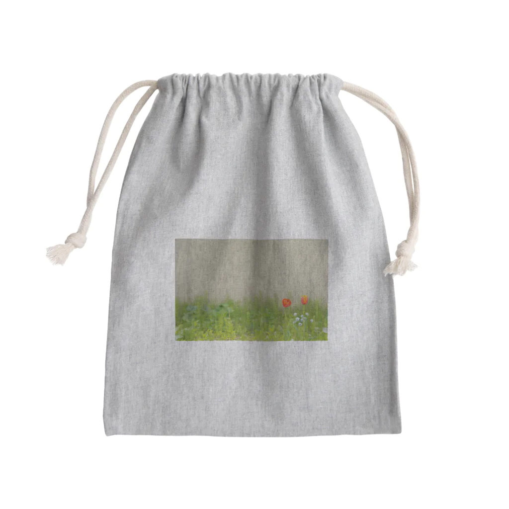 moekaのチューリップと壁 Mini Drawstring Bag