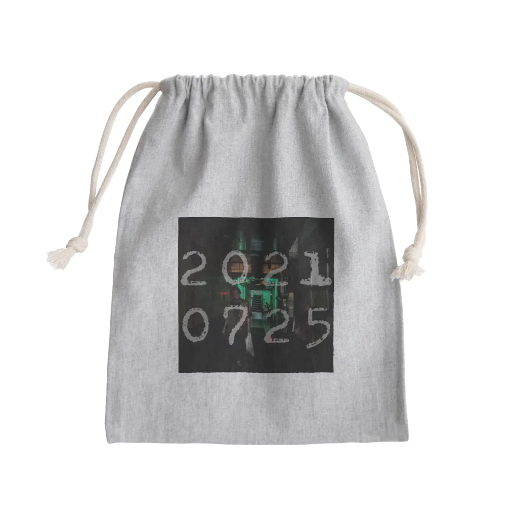 飯塚 iizukaのヒューマン3 Mini Drawstring Bag