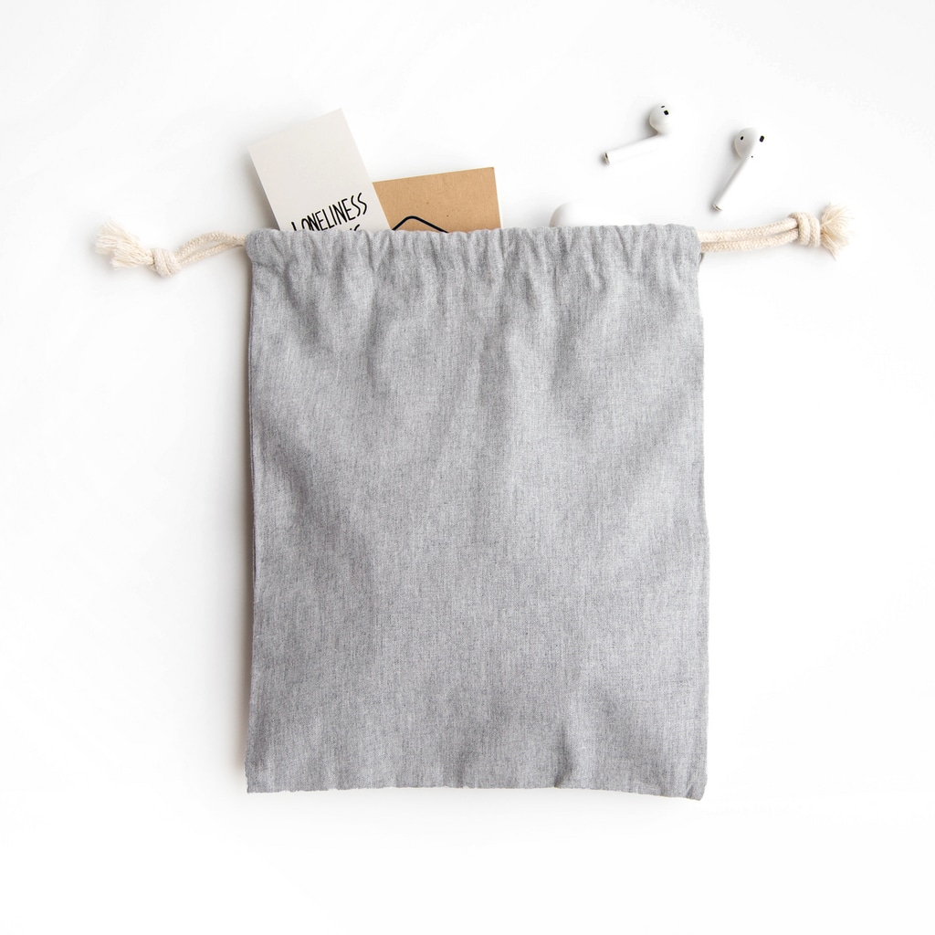 しらさわのの青トタン Mini Drawstring Bag :usage examples
