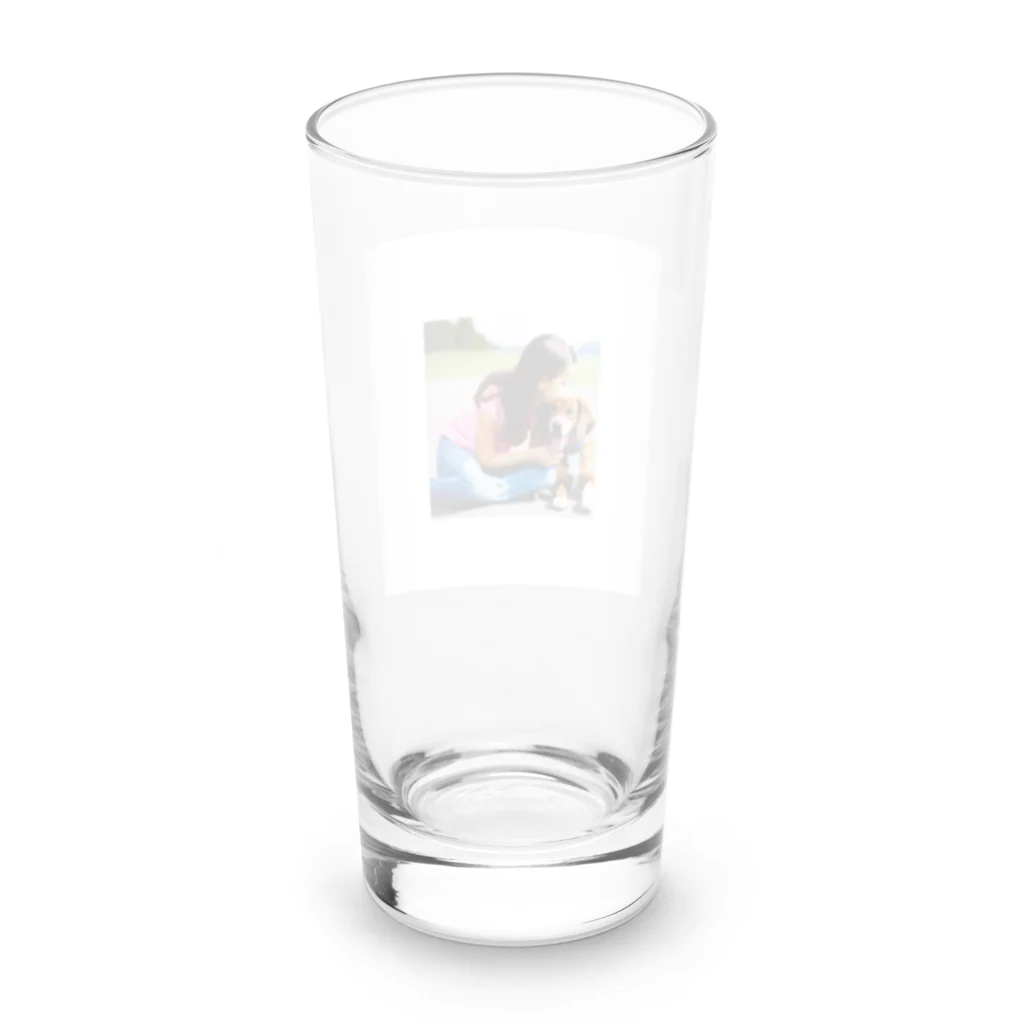 テルのビジネス大学のショップの可愛い犬と少女 Long Sized Water Glass :back