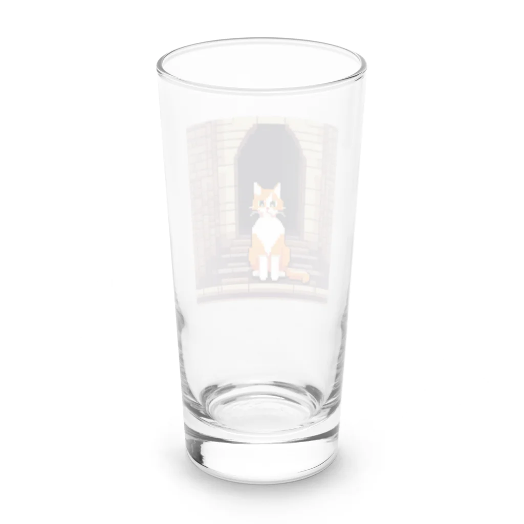 masaのトンネルで遊んでいる猫 Long Sized Water Glass :back