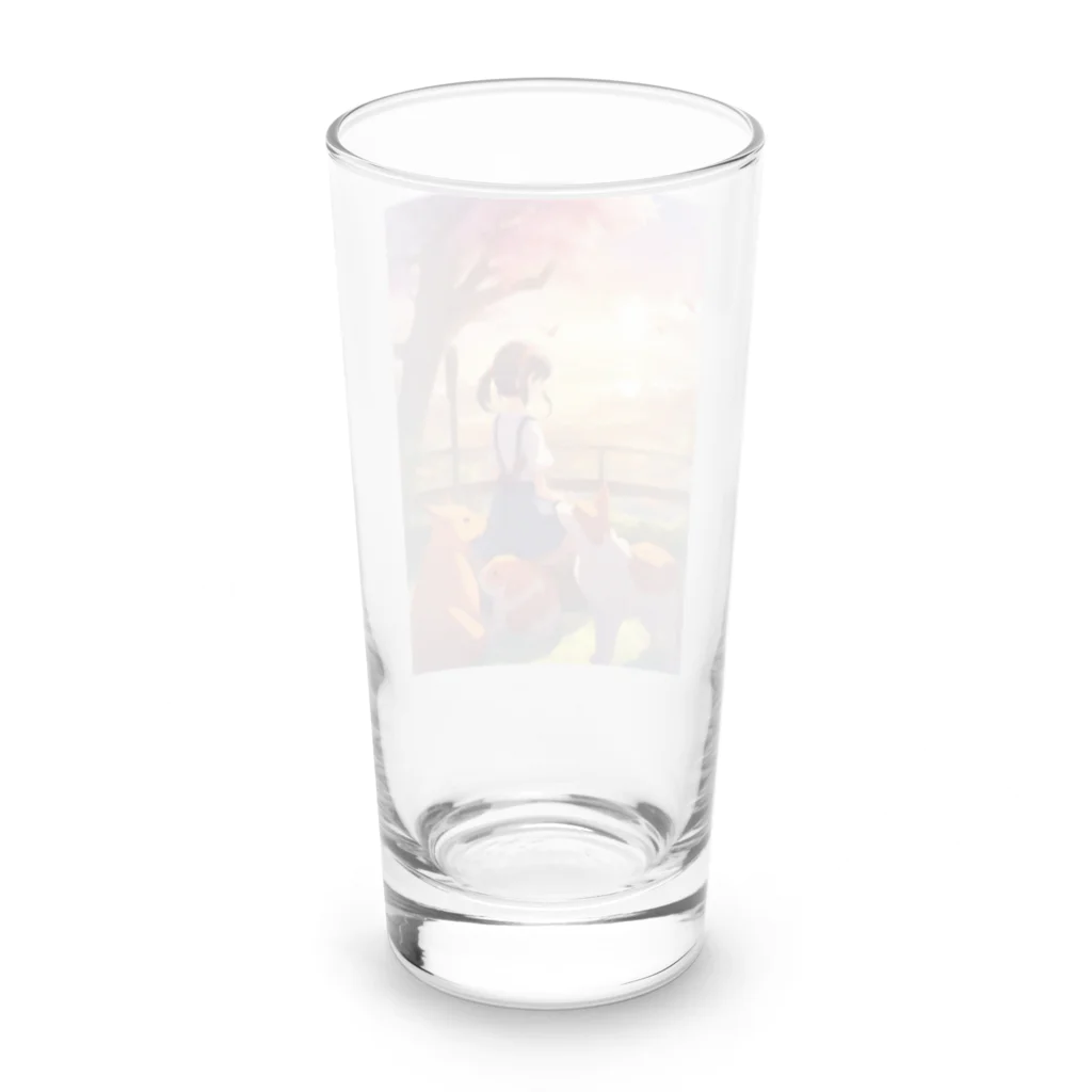 ノートニーの女の子と動物、眺める夕日 Long Sized Water Glass :back