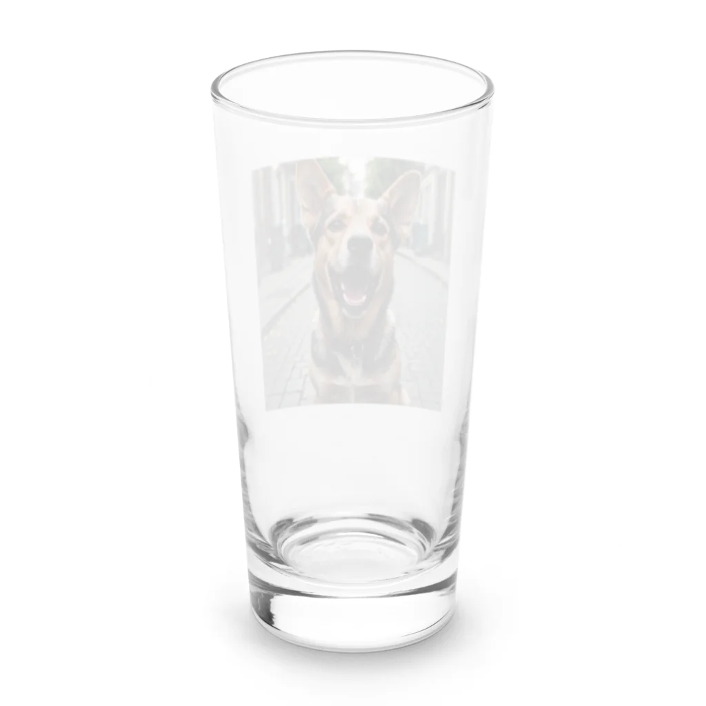 kaerinofficeのこのかわいいワンちゃん、まるでカメラ目線！ Long Sized Water Glass :back