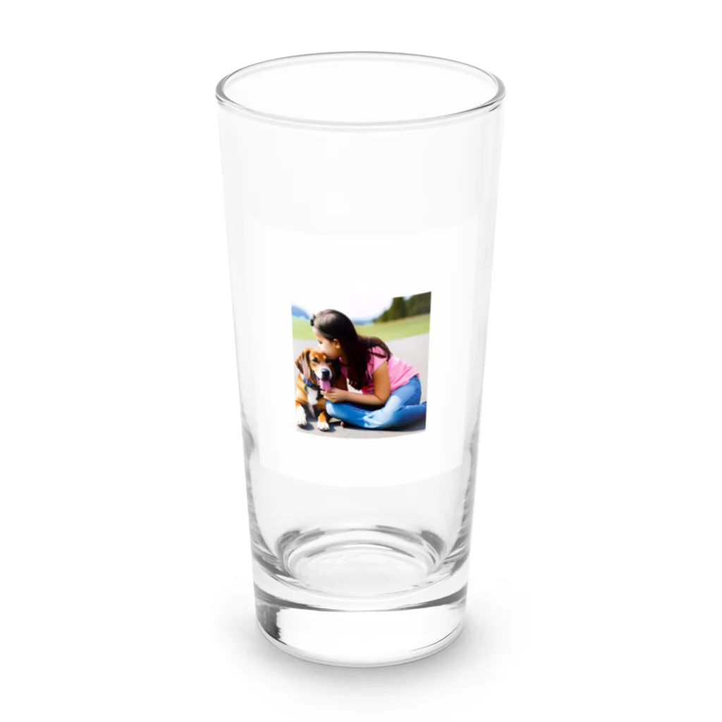 テルのビジネス大学のショップの可愛い犬と少女 Long Sized Water Glass :front