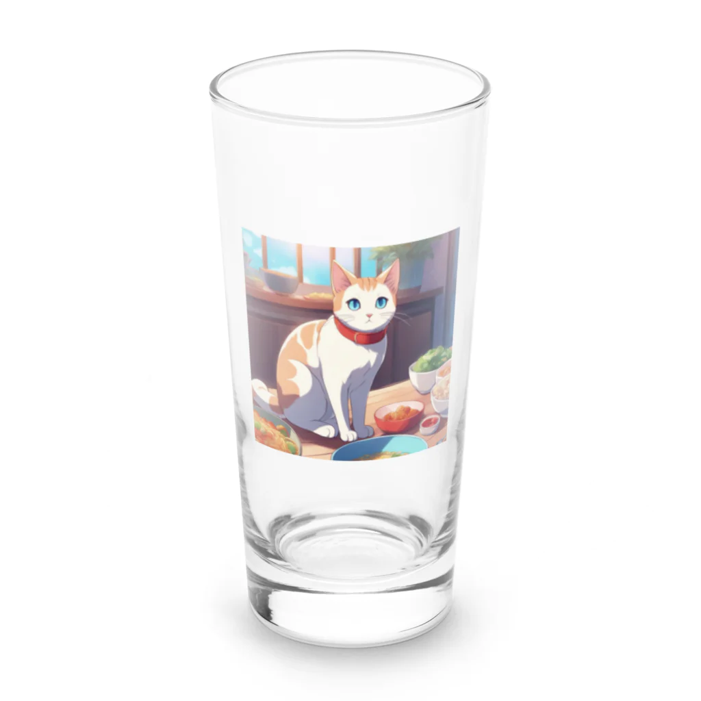 ニコちゃんのご飯の前で座り込む仕草の猫 Long Sized Water Glass :front