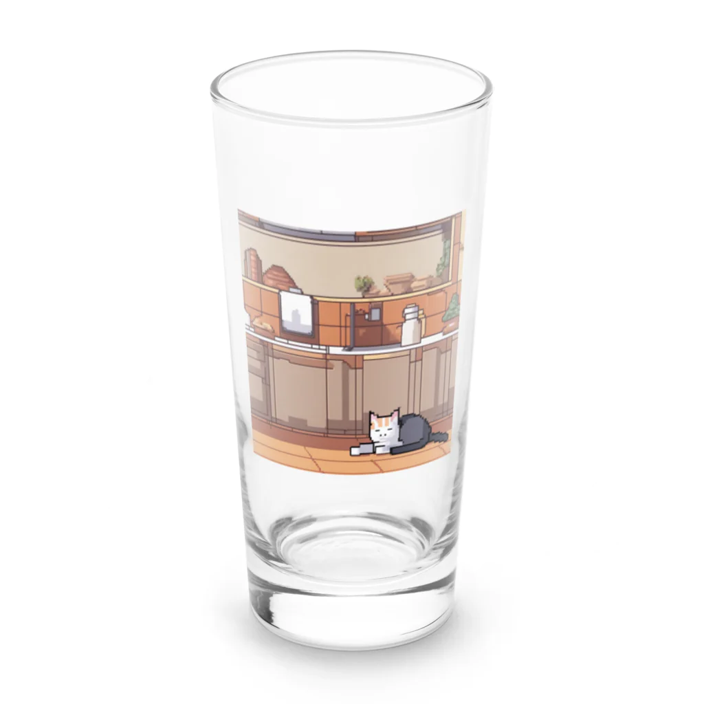 masaのカウンターの上で眠っている猫 Long Sized Water Glass :front