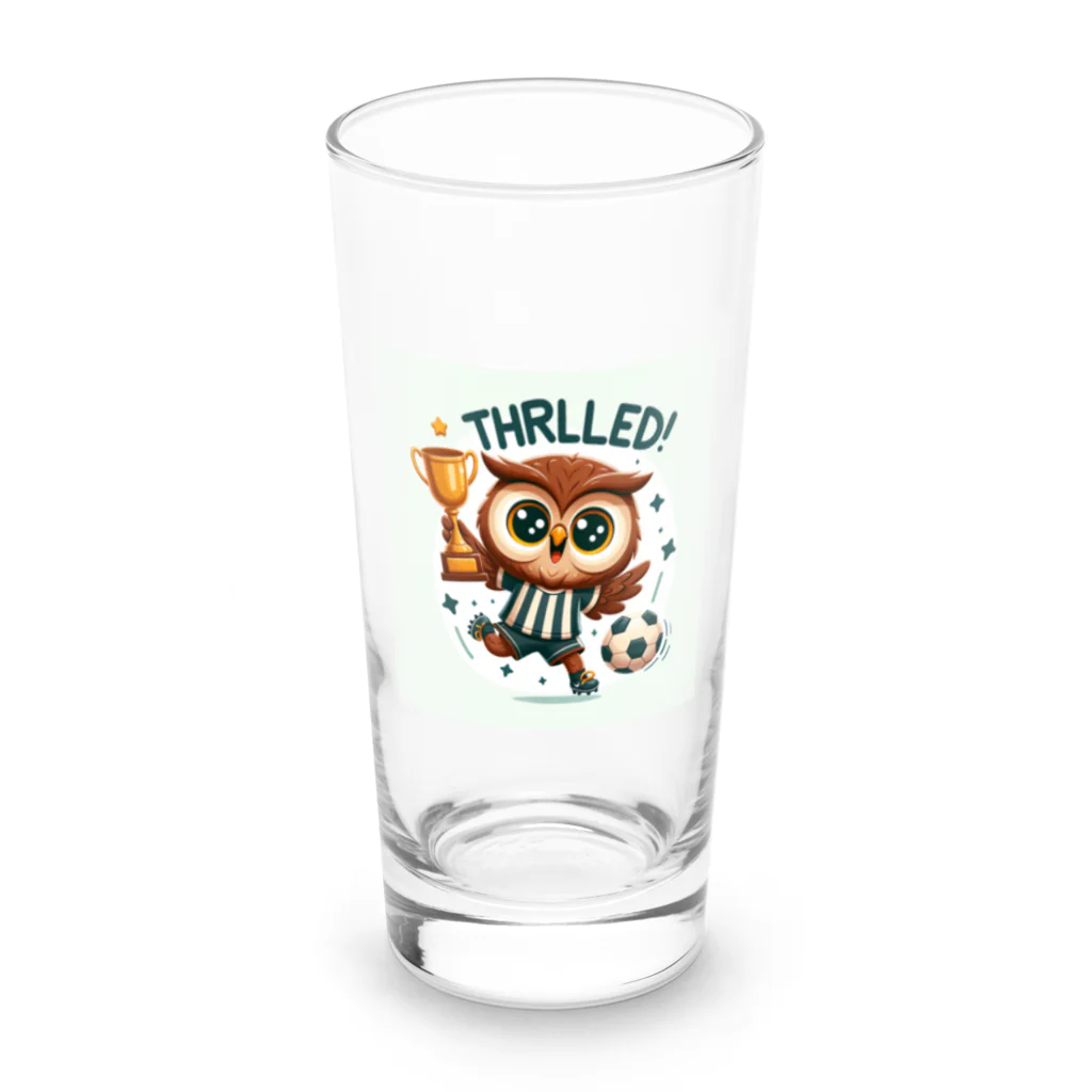 まんじゅ王国のフクロウがボールを蹴っているかわいい姿！ Long Sized Water Glass :front