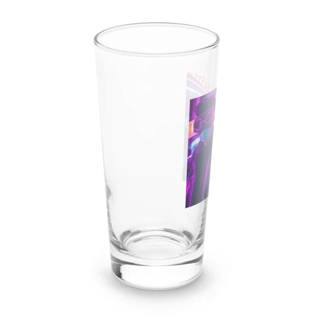 shell_hutの顔を覆い、化学物質の汚染から身を守るためにマスクをつけている人々 Long Sized Water Glass :left