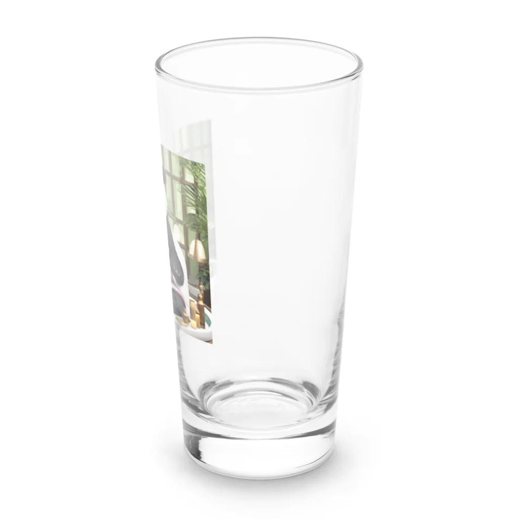 大人な動物のお店のラグジュアリーホテルでスパを受ける成金パンダ Long Sized Water Glass :right