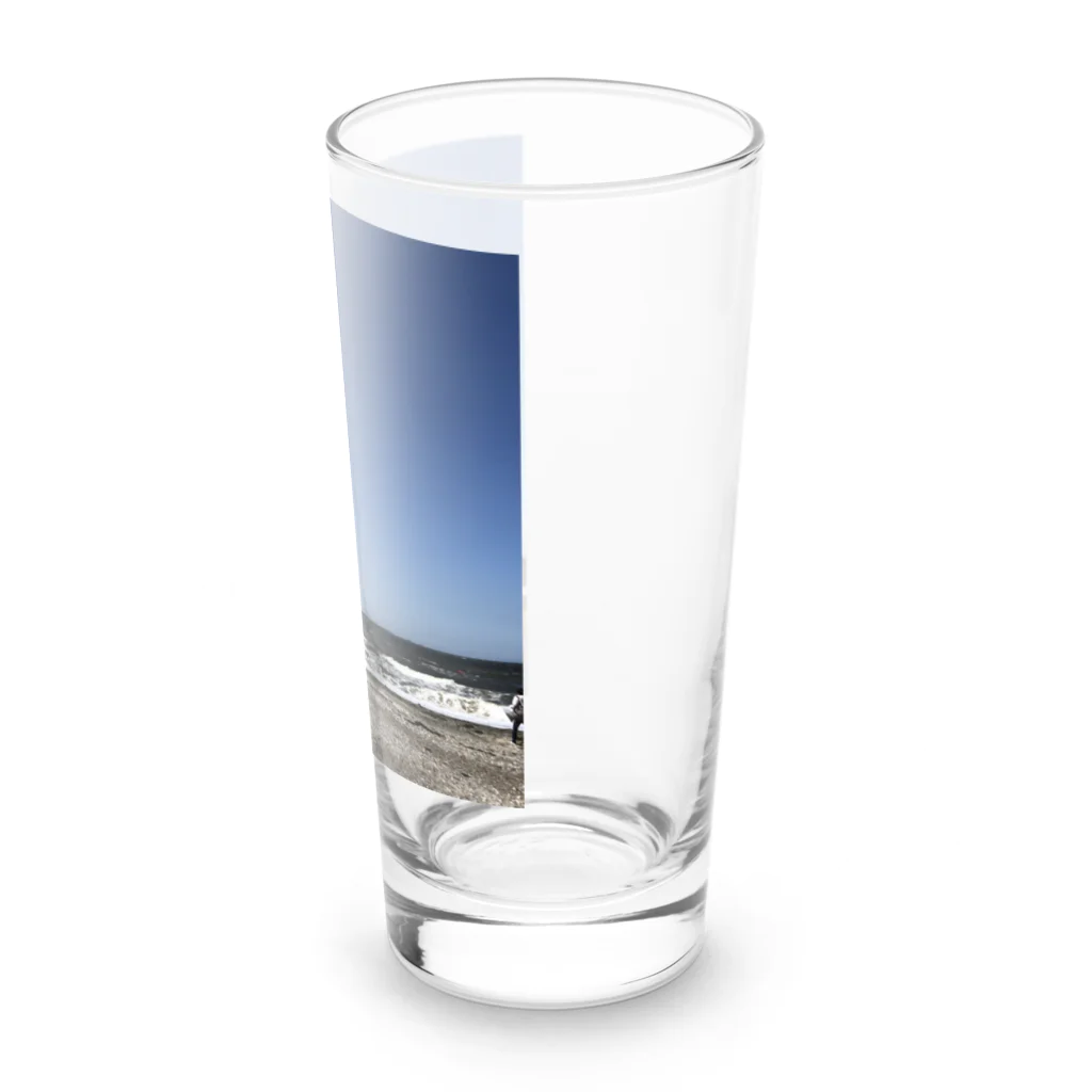 我欲無欲のビーチクリーンしてる海岸 Long Sized Water Glass :right