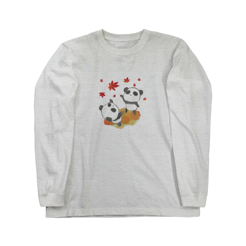 モカパンの群れの秋をたのしむパンダ Long Sleeve T-Shirt