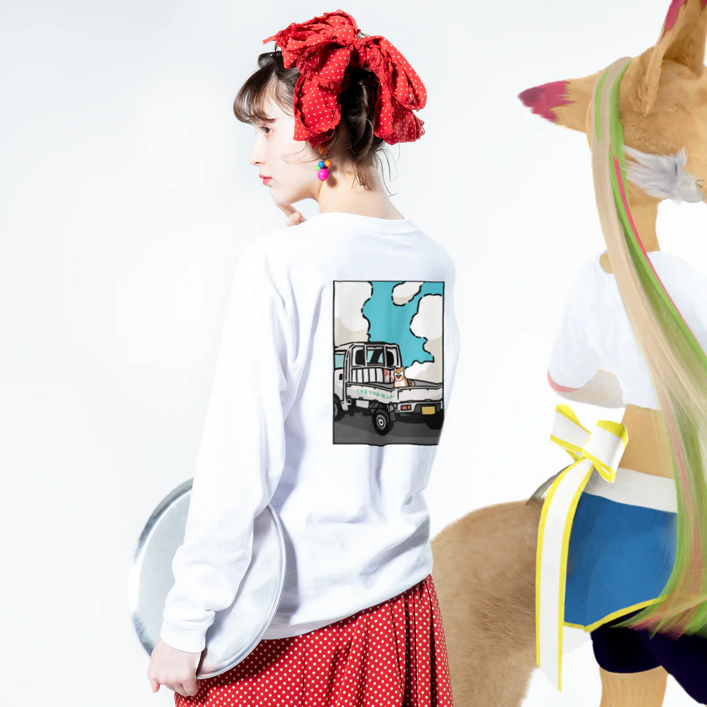 とやまソフトセンターの柴と軽トラ（前後レトロポップ①）by kayaman ロングスリーブTシャツの着用イメージ(裏面・袖部分)