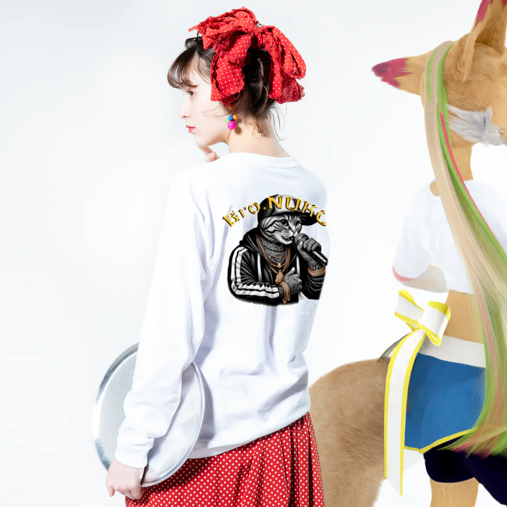 HIPHOPぬこ様のBro.NUKO(ブラザー・ぬこ) ロングスリーブTシャツの着用イメージ(裏面・袖部分)