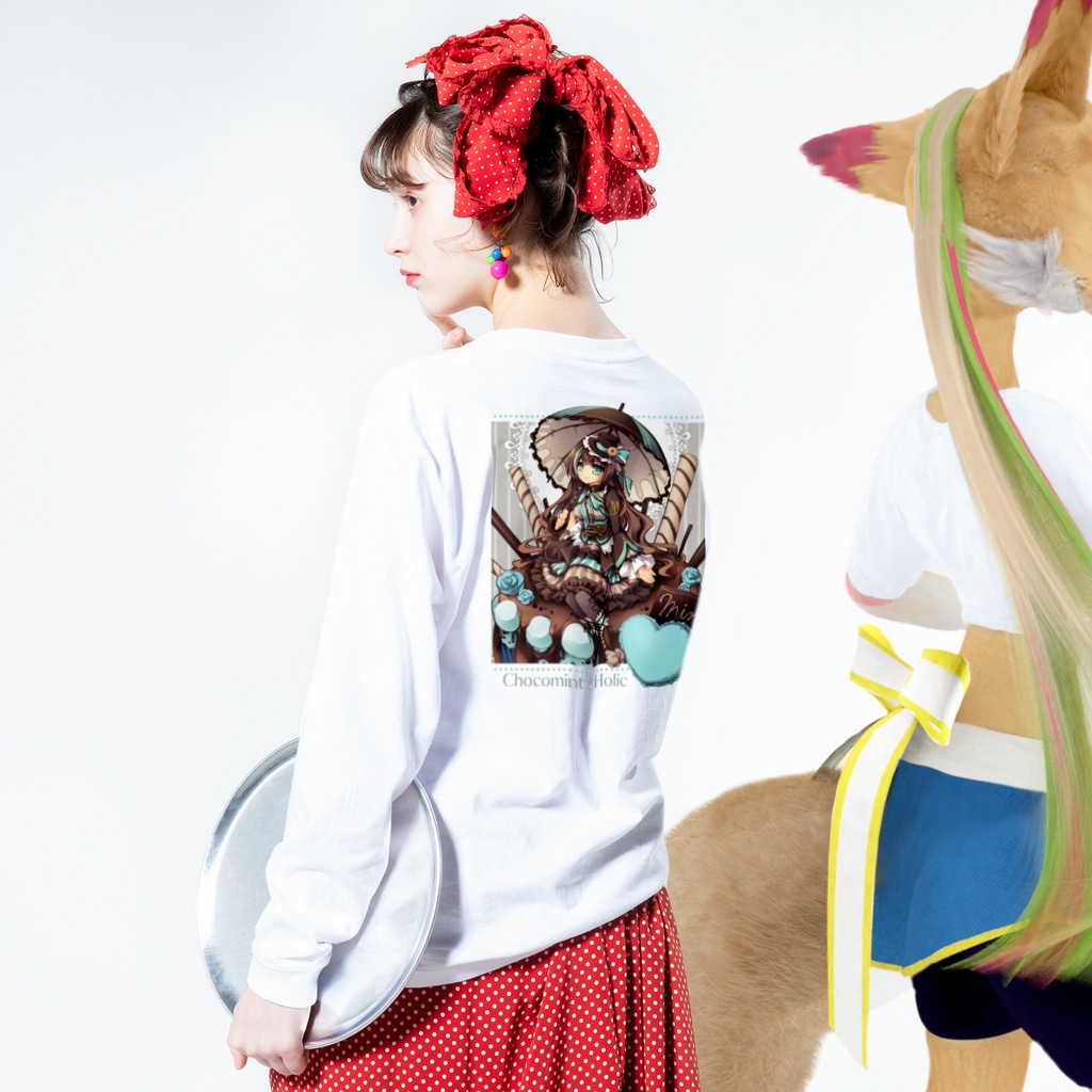 月蝕ざっか店＠SUZURI🇺🇦のChocomint*Holic（For Backprint） Long Sleeve T-Shirt :model wear (back, sleeve)