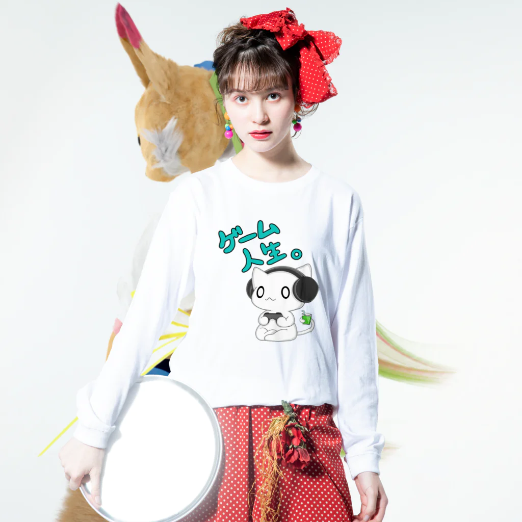 ぽんのゲームねこ Long Sleeve T-Shirt :model wear (front)