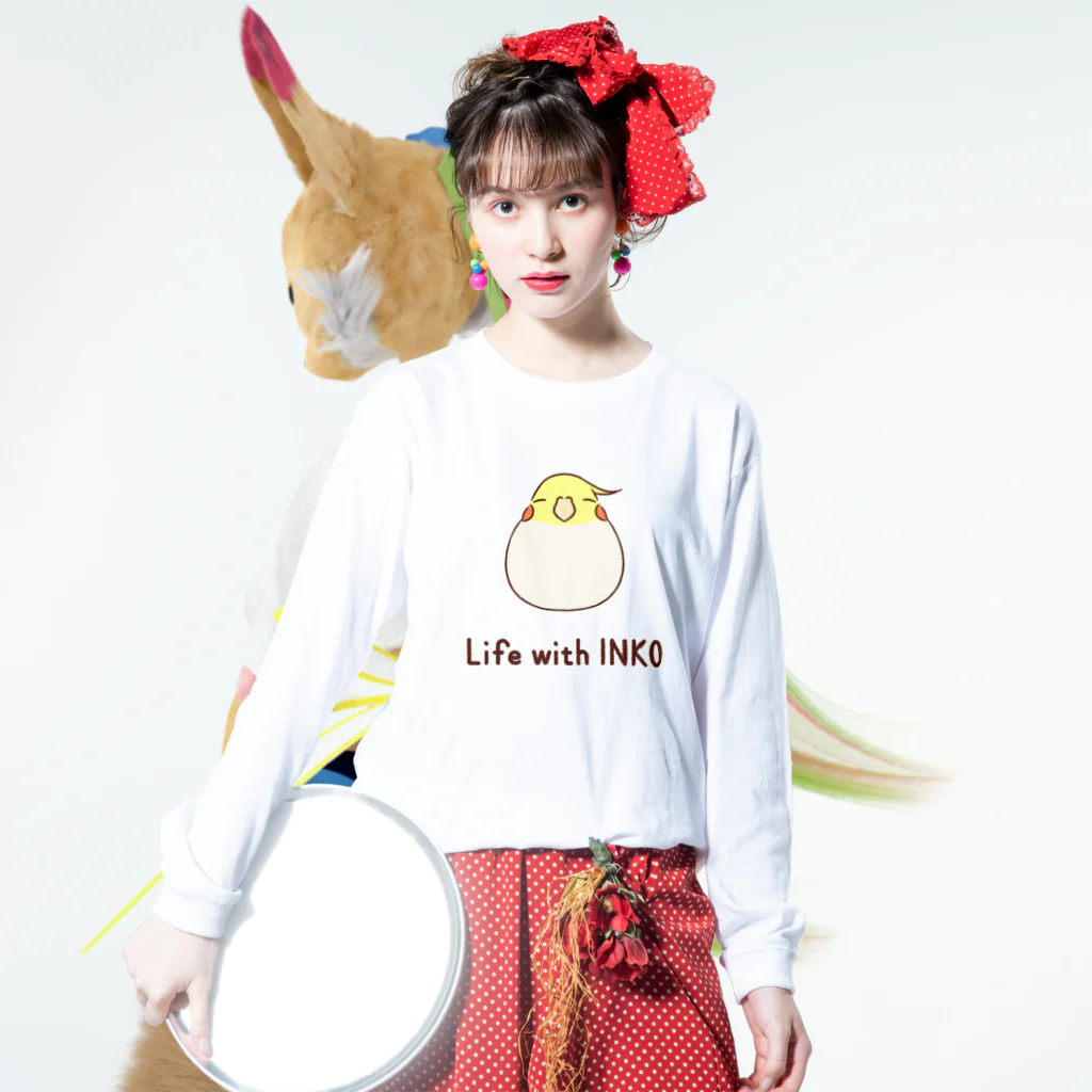 ろる→MEMORYのインコまんじゅう（オカメインコ　ルチノー） Long Sleeve T-Shirt :model wear (front)