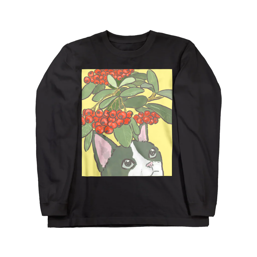 Longsoiのショップのピラカンサとネコ Long Sleeve T-Shirt