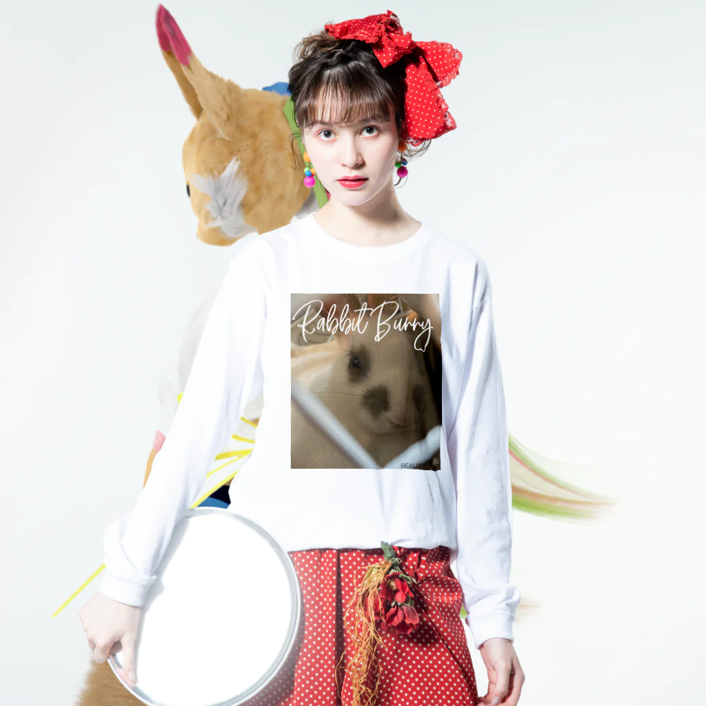 MERUNO YOKOHAMAのRabbit Bunny Long Sleeve T-Shirt :model wear (front)