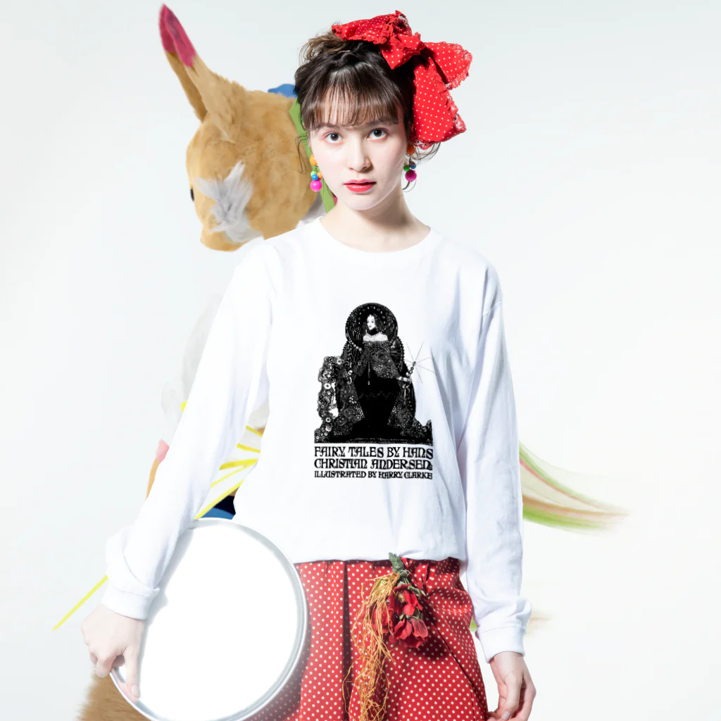 Nursery Rhymes  【アンティークデザインショップ】のアンデルセン童話の表紙 Long Sleeve T-Shirt :model wear (front)