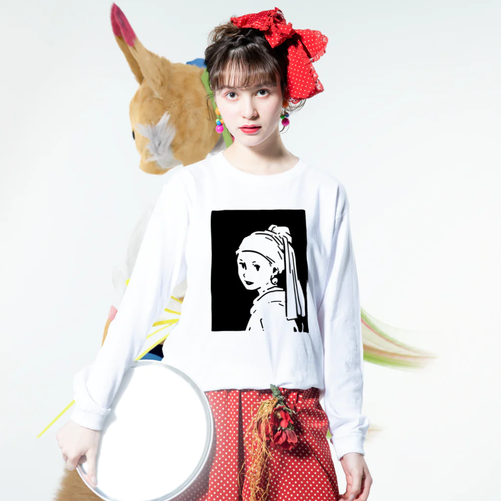山形屋米店の真珠の耳飾りの少女 ロングスリーブTシャツの着用イメージ(表面)