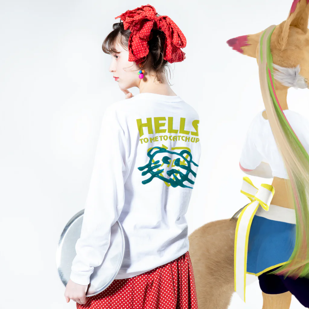 710のHELLS ketchup？ ロングスリーブTシャツの着用イメージ(裏面・袖部分)