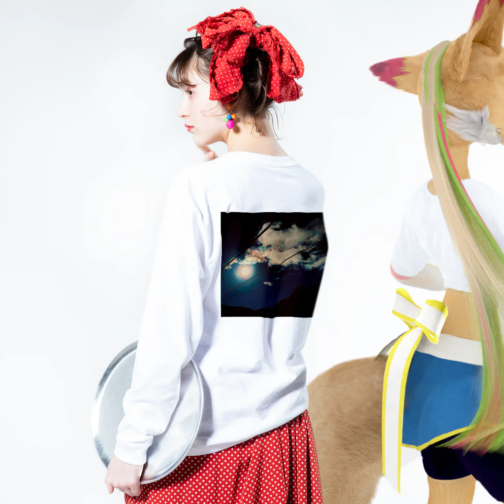 にさいじのきまぐれしょっぷの禍々麒麟 Long Sleeve T-Shirt :model wear (back, sleeve)