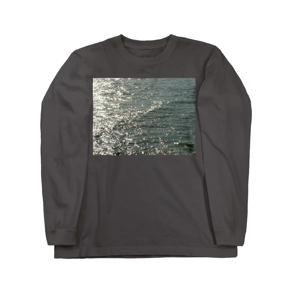 空屋　sorayakusakaの201410241247000 　海面は燻し銀 Long Sleeve T-Shirt