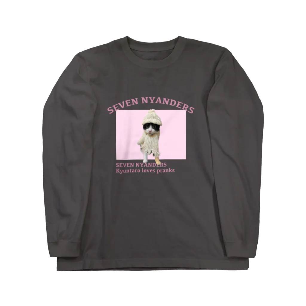 SEVEN NYANDERSのkyuntaro loves pranks ピンクロゴ Long Sleeve T-Shirt