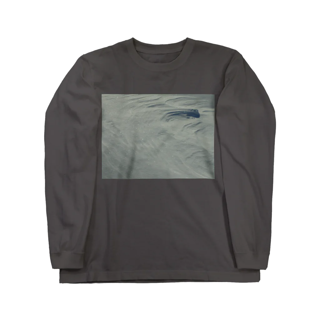 空屋　sorayakusakaの201602060941000 雪原の風紋 Long Sleeve T-Shirt