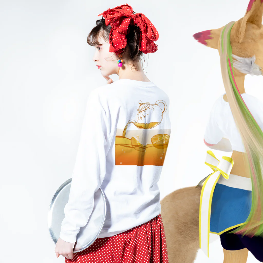 ビタミンガールのビタミンガール 롱 슬리브 티셔츠の着用イメージ(裏面・袖部分)