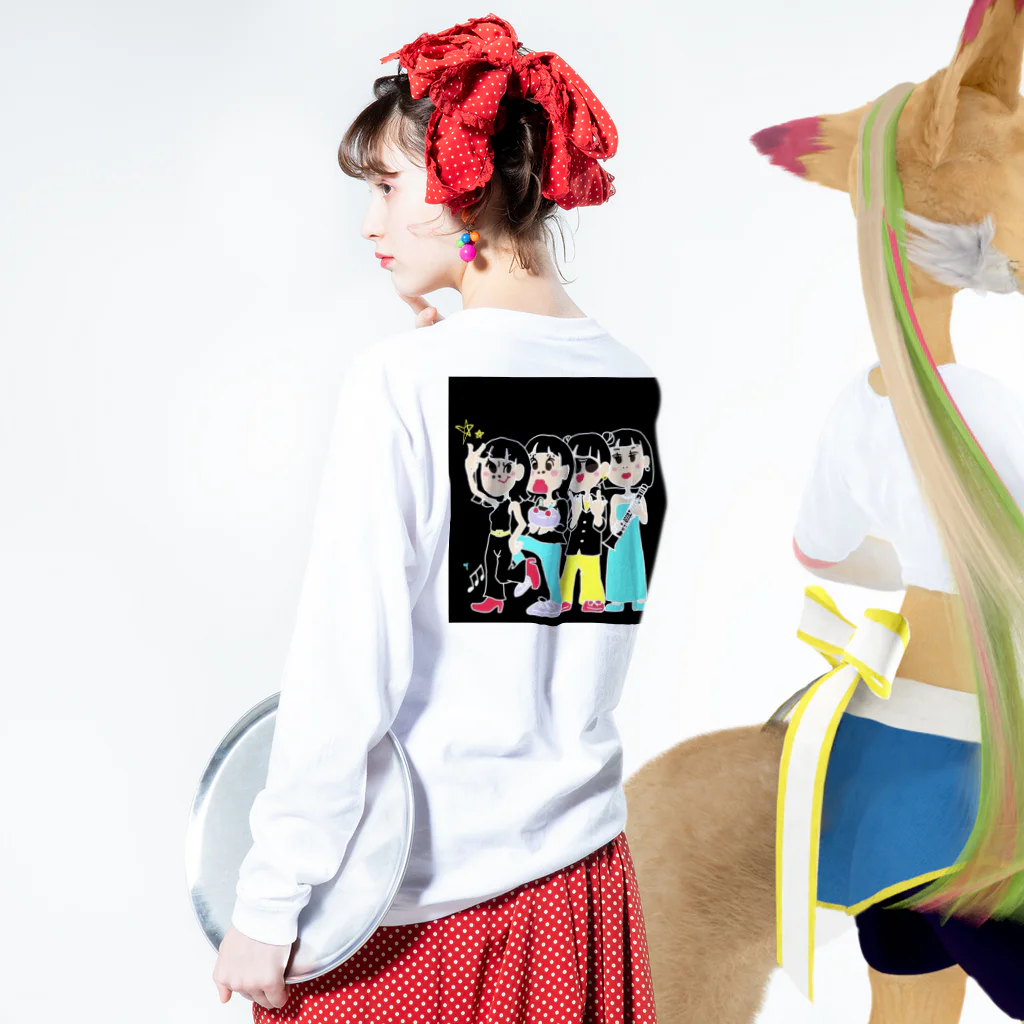 RIKA TOKITSUのはなちゃん Long Sleeve T-Shirt :model wear (back, sleeve)