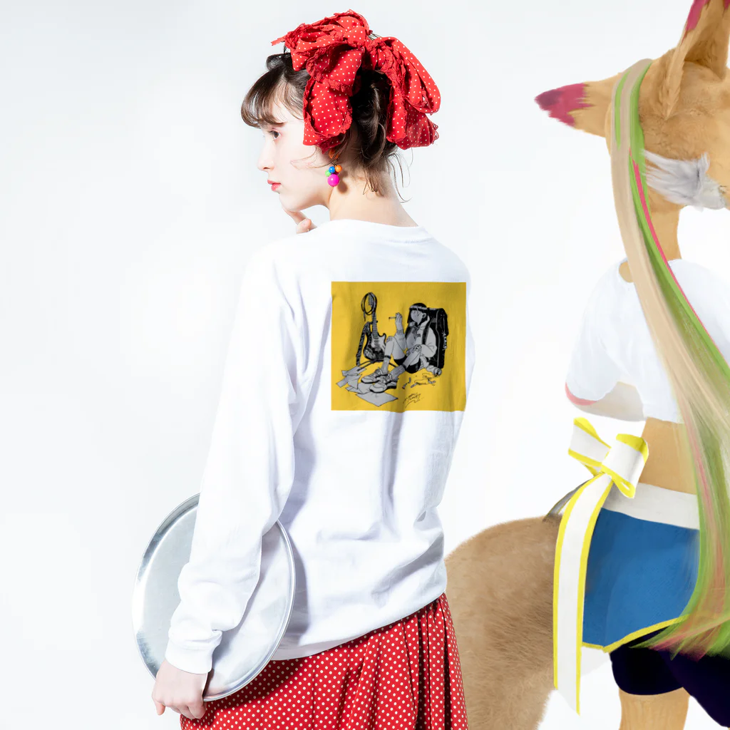 meruの負けないガール ロングスリーブTシャツの着用イメージ(裏面・袖部分)