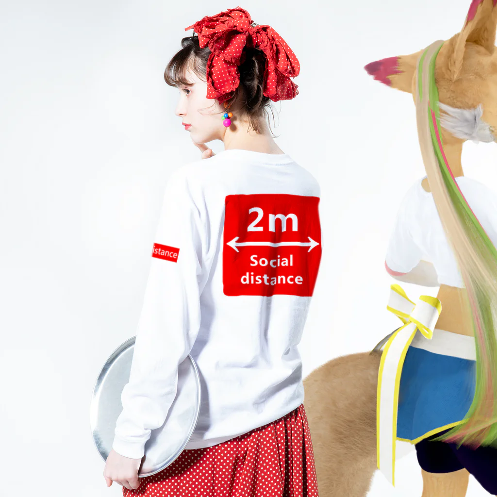 Hirahiraの  Social distance Long Sleeve T-Shirt :model wear (back, sleeve)