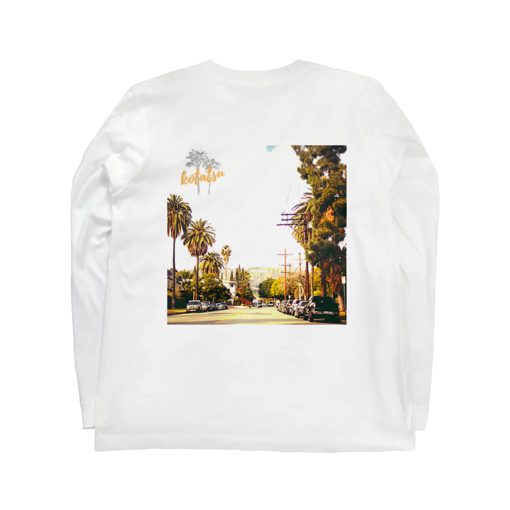 Bistro"g"Martのコタツ　カリフォルニア Long Sleeve T-Shirt :back