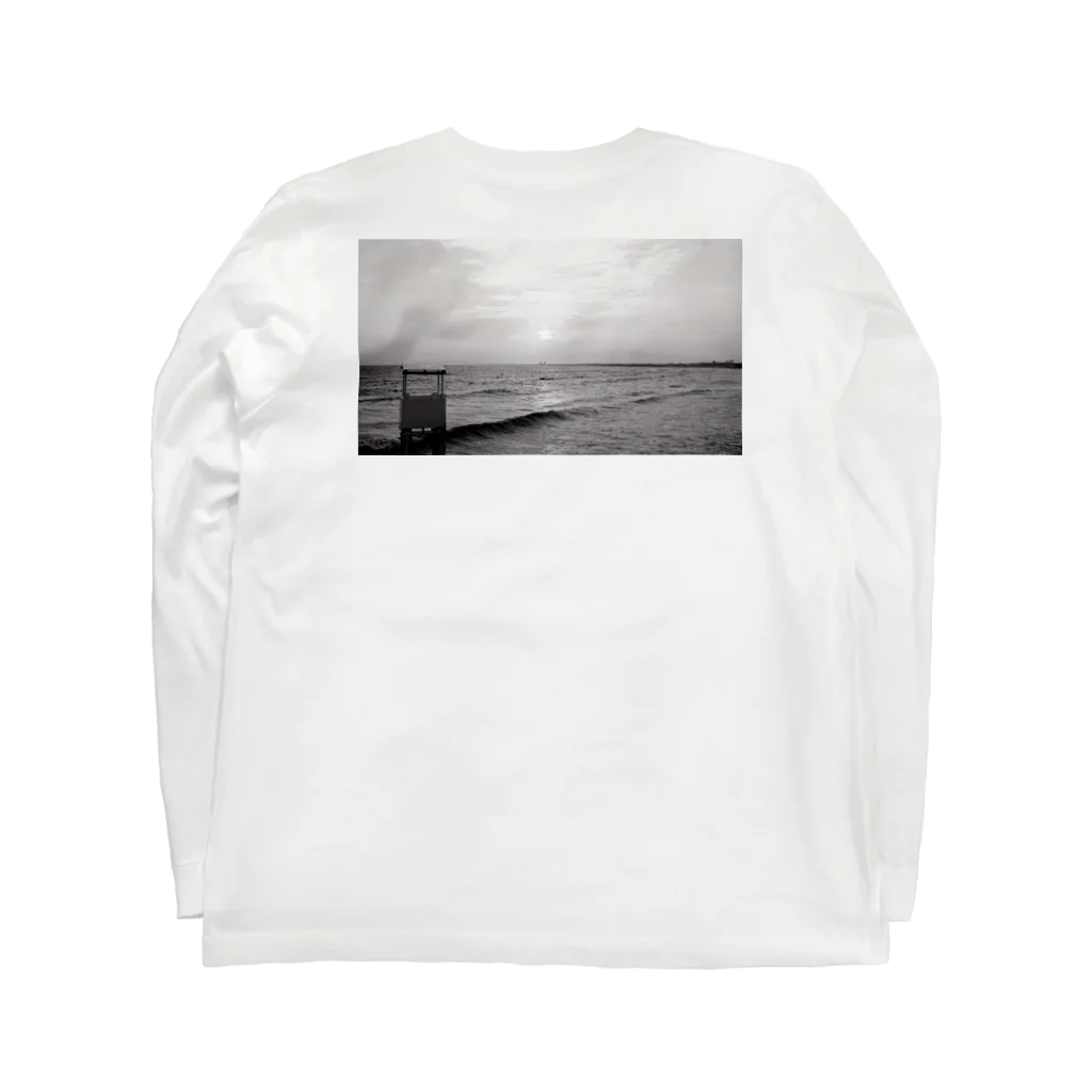 FahrenheitのBeach on the back Black and White  Long Sleeve T-Shirt :back