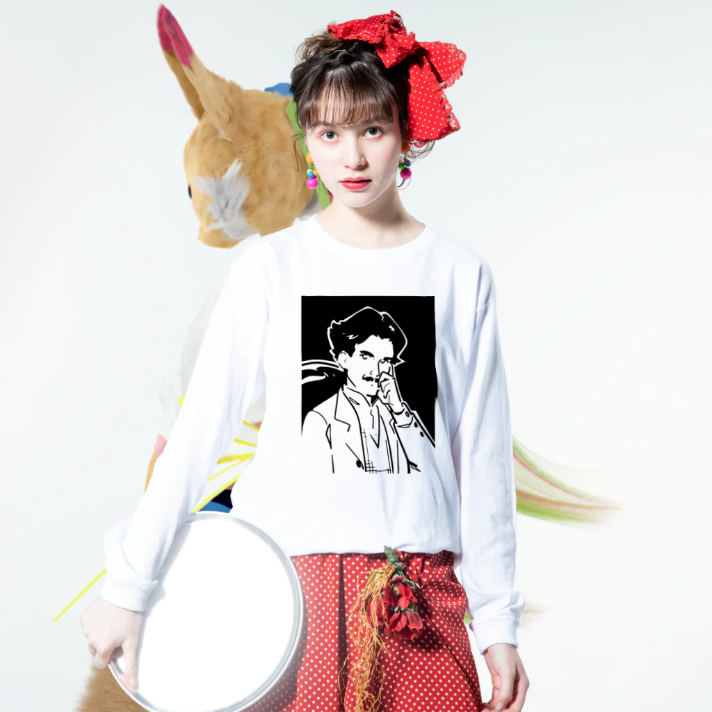 山形屋米店のニコラ・テスラ（Nikola Tesla） Long Sleeve T-Shirt :model wear (front)