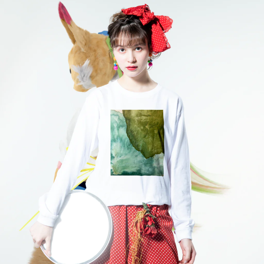 wanaco＊*の芽吹く Long Sleeve T-Shirt :model wear (front)