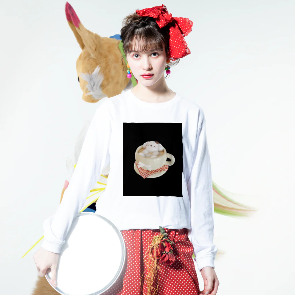 みにゆん　ねこのBathing puppy Long Sleeve T-Shirt :model wear (front)