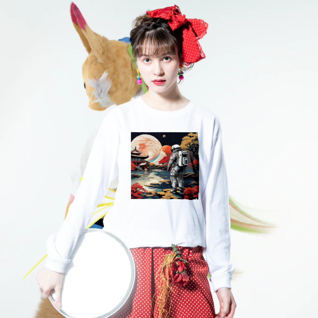 宇宙開発デザイン科の惑星『京都』 Long Sleeve T-Shirt :model wear (front)