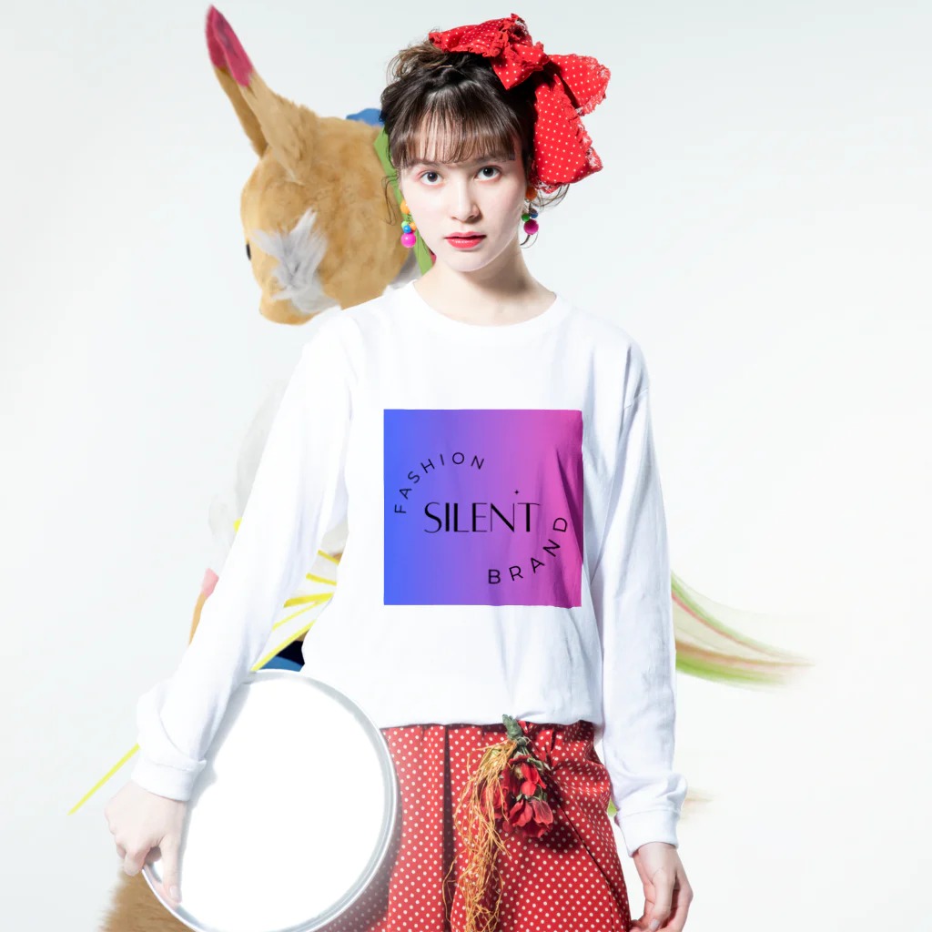 silentのsilent Long Sleeve T-Shirt :model wear (front)