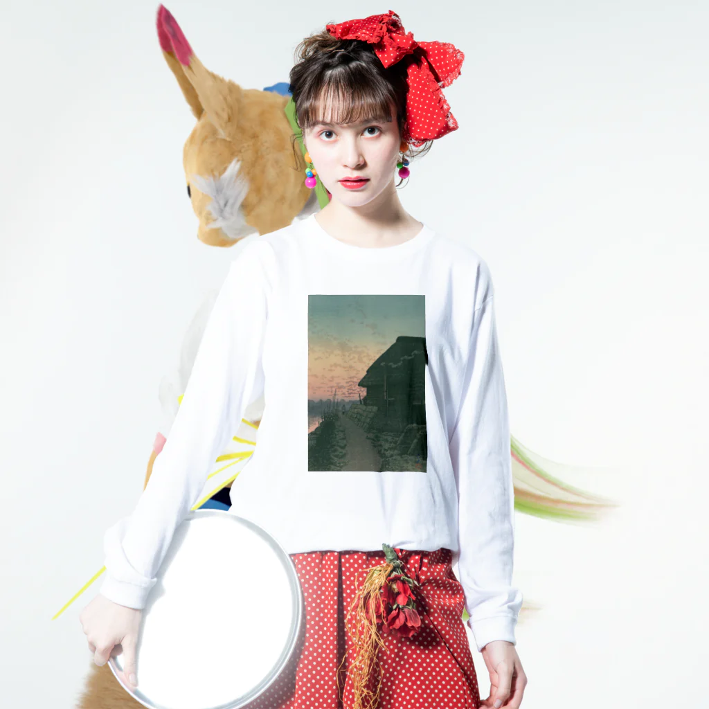 世界美術商店の森ケ崎の夕日 / Sunset at Morigasaki Long Sleeve T-Shirt :model wear (front)