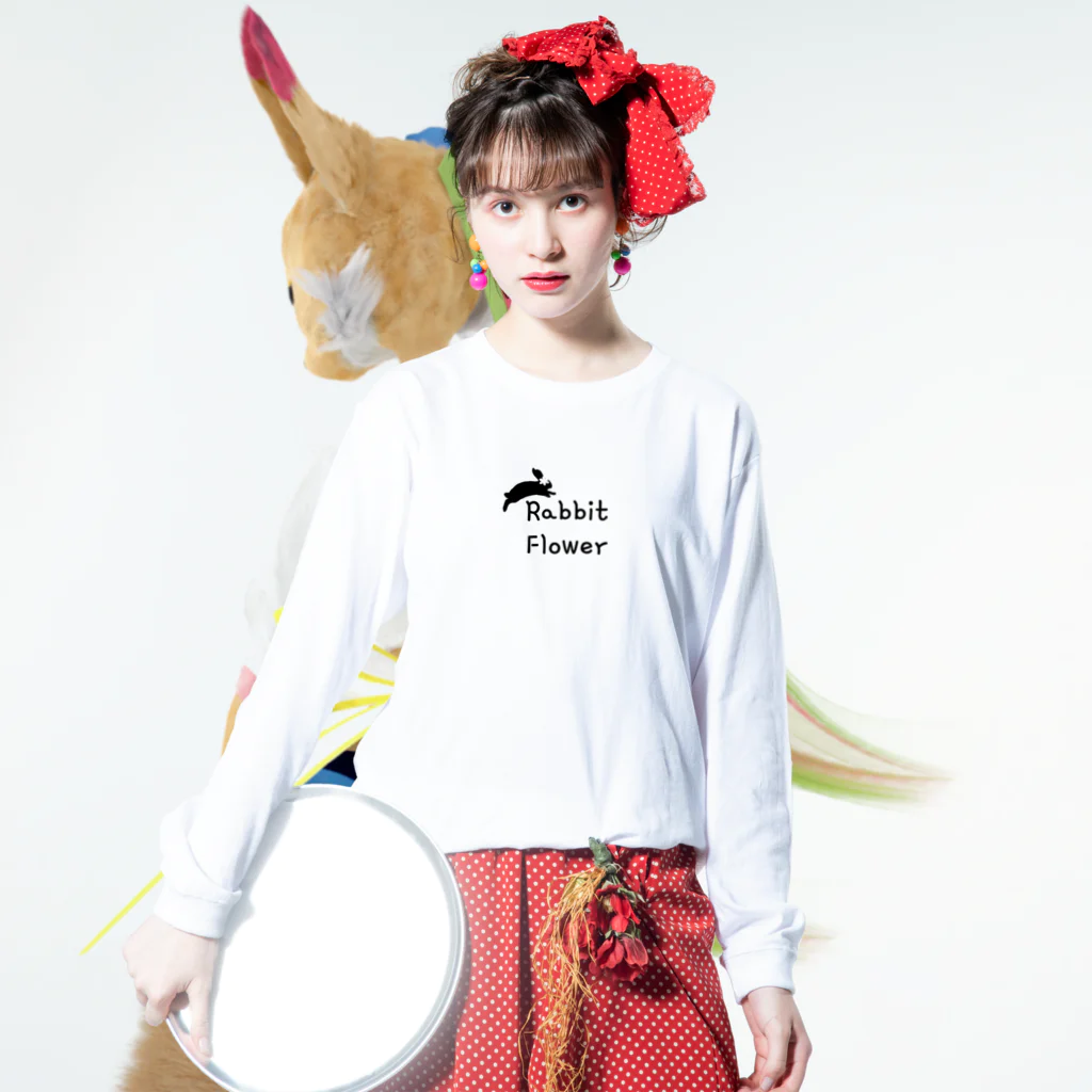 ふうりんのRabbitFlower Long Sleeve T-Shirt :model wear (front)