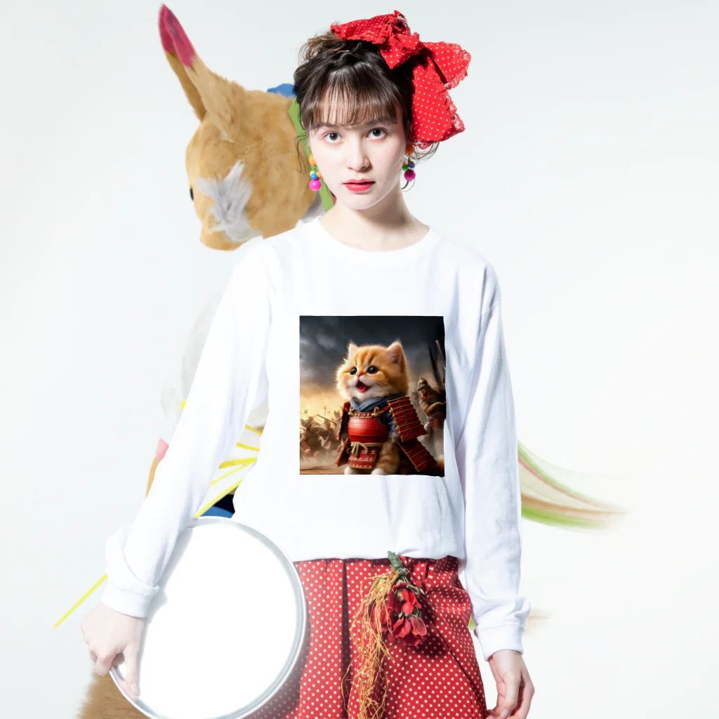 もふもふ日本史の戦ねこ Long Sleeve T-Shirt :model wear (front)