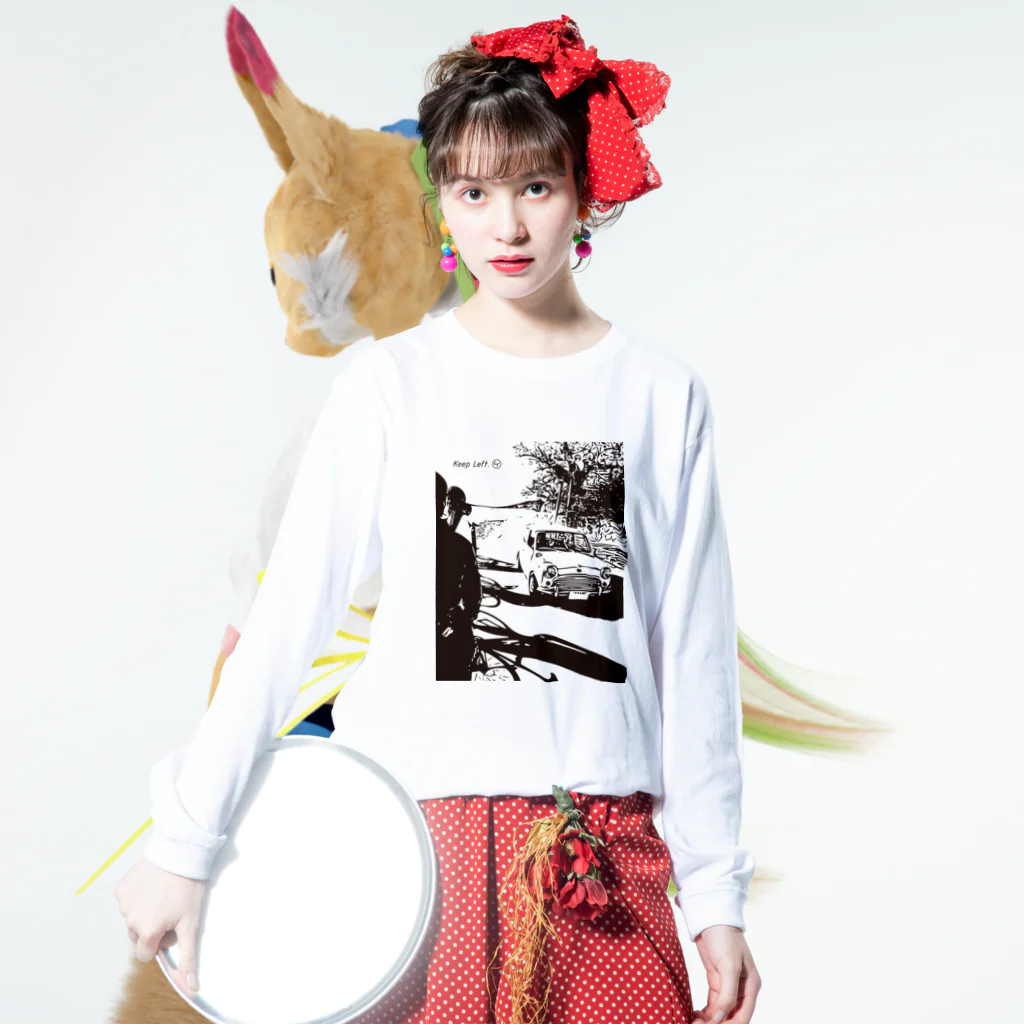 YAMARINのMONO PHOTO 3 ロングスリーブTシャツの着用イメージ(表面)
