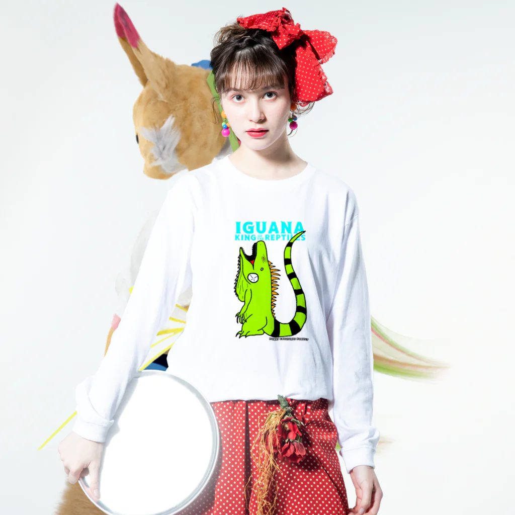 爬虫類カフェ ふぁにくり 嵐山店のIGUANA KOR green Long Sleeve T-Shirt :model wear (front)