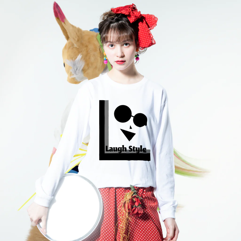 笑顔と癒しの町のLaugh Style Long Sleeve T-Shirt :model wear (front)