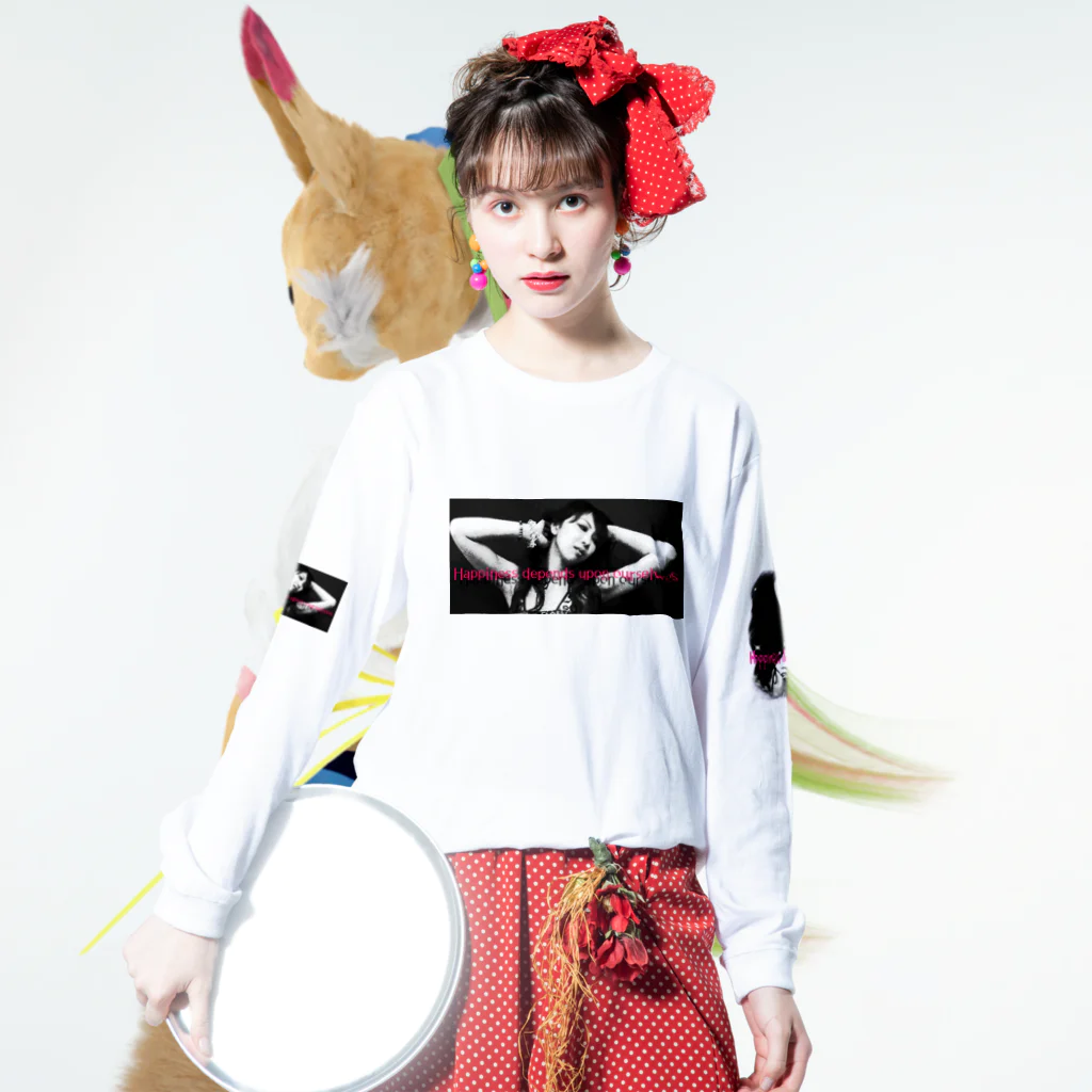 みなまりSHOPのエロカワ女子 Long Sleeve T-Shirt :model wear (front)