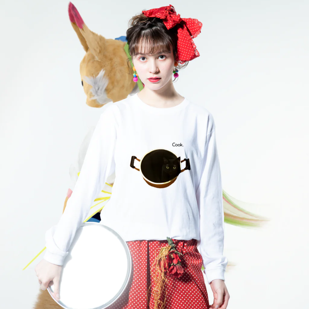 猫カフェ ぶぅたんグッズショップのクク鍋 ロングスリーブTシャツの着用イメージ(表面)