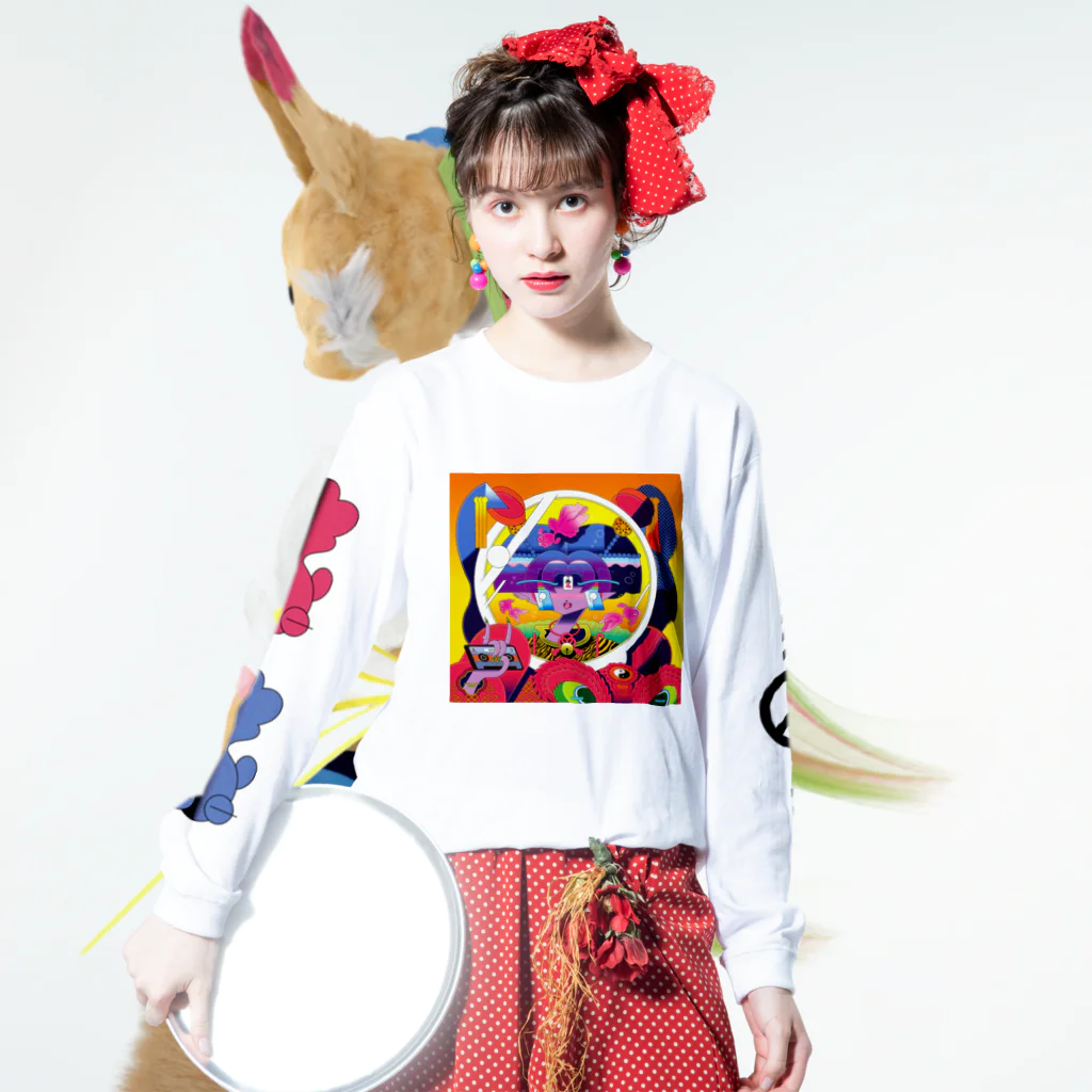 リックの金魚と生きる娘。 Long Sleeve T-Shirt :model wear (front)