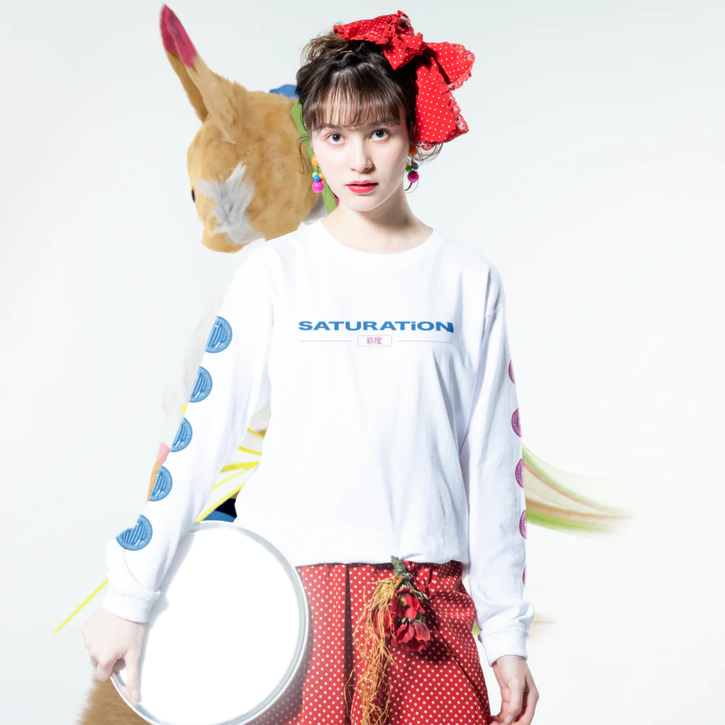 CHiOY_DESiGN_WORKSのSATURATiON_LONG-SLEEVE Long Sleeve T-Shirt :model wear (front)